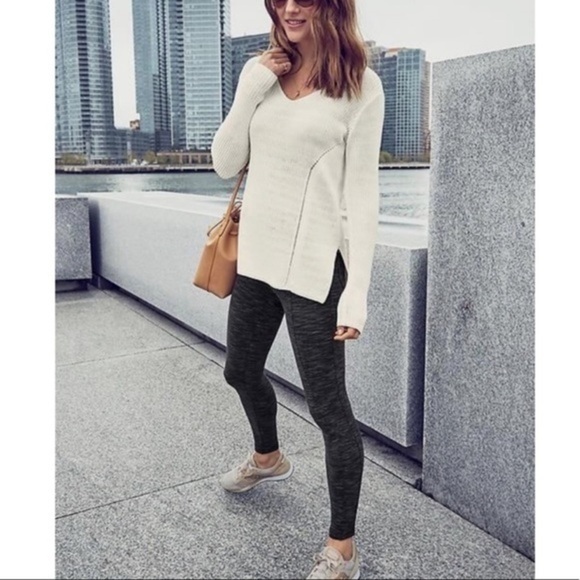 Athleta Highline Navy V-Neck Sweater Tunic - Picture 2 of 10